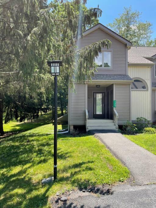 Сasa de vacaciones Pocono Shawnee Mountain Townhouse *