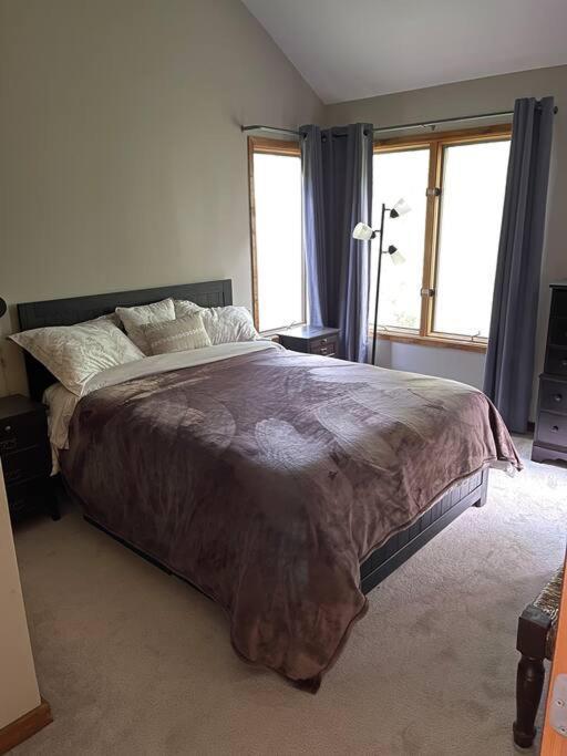 Pocono Shawnee Mountain Townhouse * East Stroudsburg