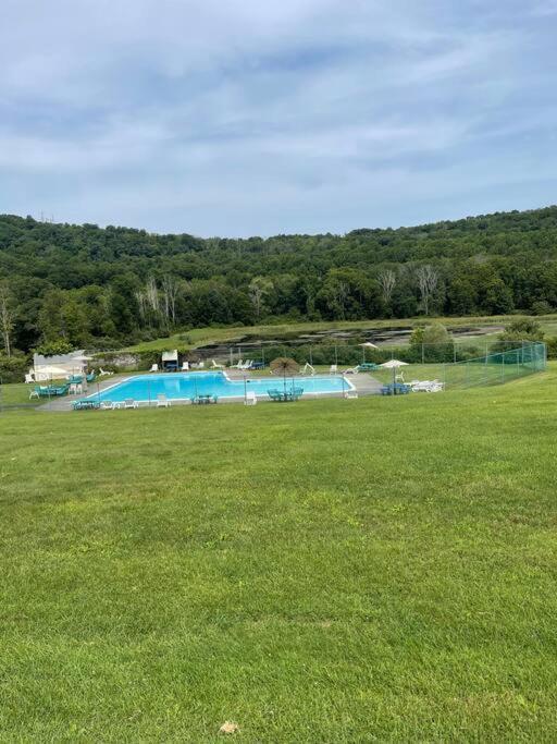 Сasa de vacaciones Pocono Shawnee Mountain Townhouse *