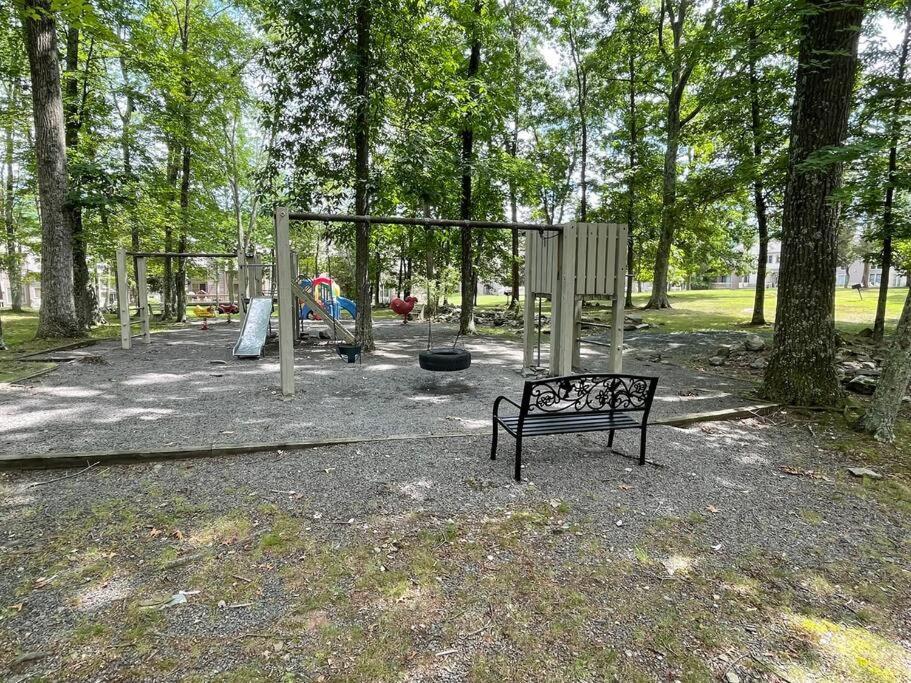 Сasa de vacaciones Pocono Shawnee Mountain Townhouse